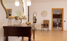 La Scelta Giusta, casa vacanze in centro con garage privato e ascensore